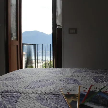 Appartamento Casa della Chicca Mandello del Lario Esterno foto